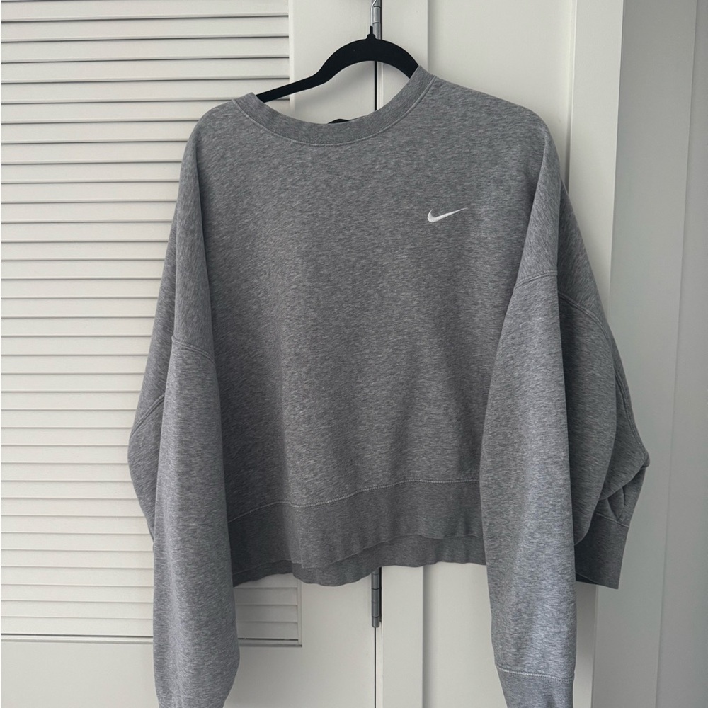 Nike Women’s Grey Sweatshirt - Size XXL